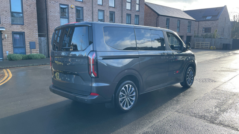 Ford Tourneo Custom 340 L1 Electric Rwd 160kW 65kWh H1 Titanium X 8 seater Auto